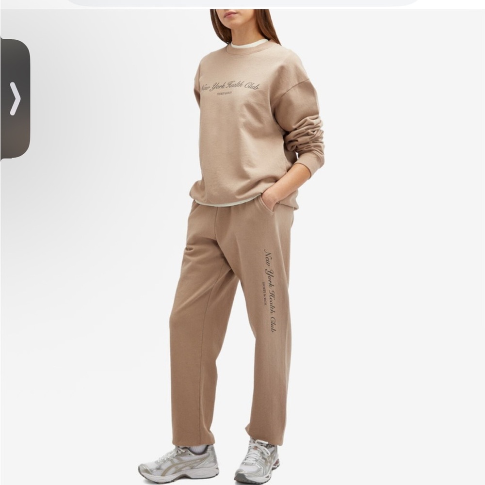 Sporty & Rich Women's NY Health Club Sweatpant in Mink Faded Black